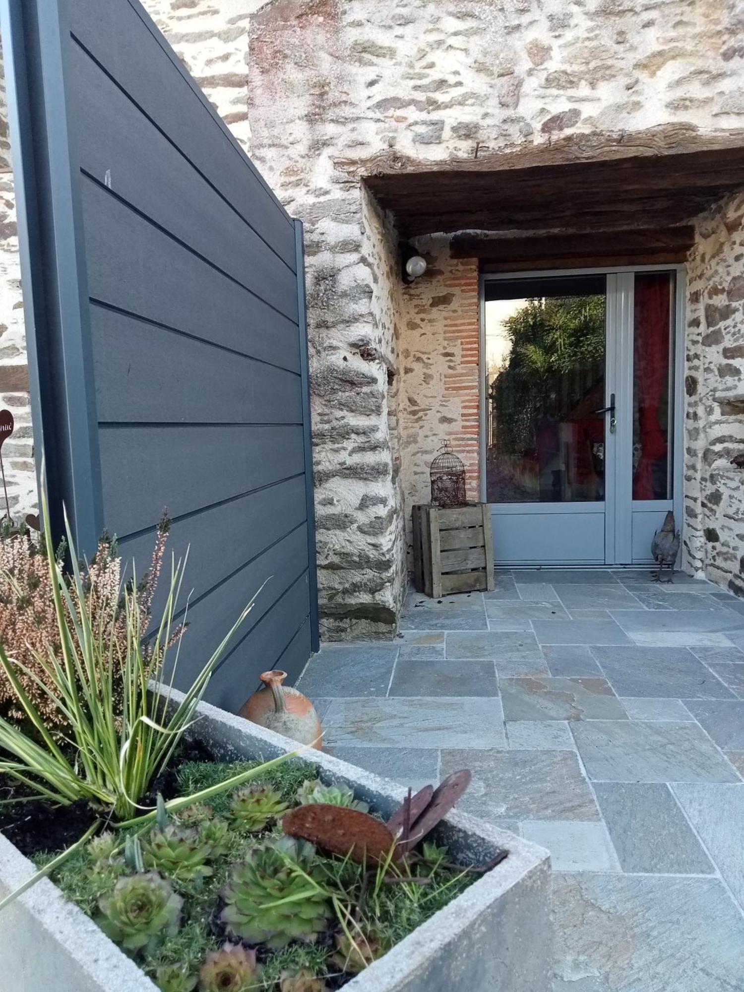 Fleur De Vigne Bed & Breakfast Monnieres  Bagian luar foto